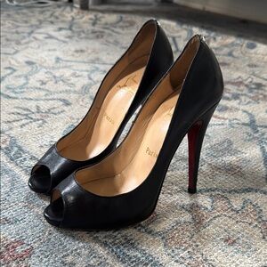 Christian Louboutin black leather heel size 37